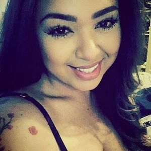 Meet your Posher, Angelica